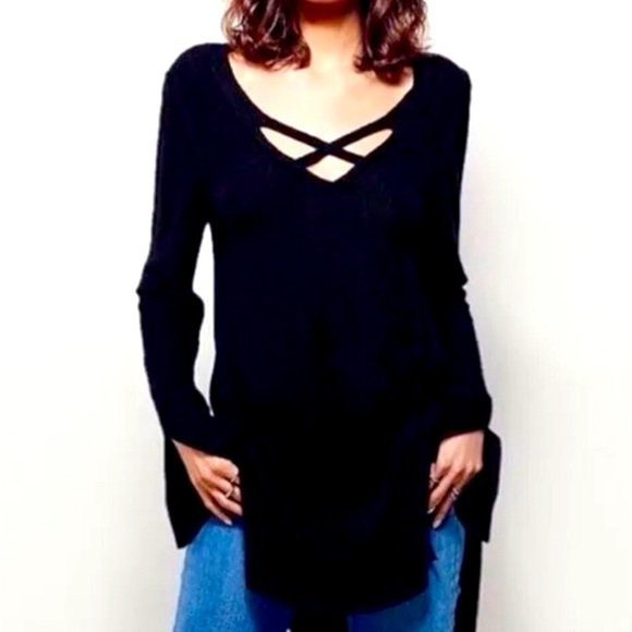 Free People - Criss Cross Black Linen Blend Slit Sides And Sleeves Sweater Small - Picture 1 of 12
